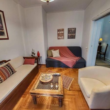 Ilyssos - Boho Stylish Apt- Hilton Area เอเธนส์ ภายนอก รูปภาพ